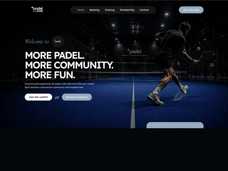 Homepage van Padel Club: speler op een blauwe indoorbaan met de kop More padel. More community. More fun.